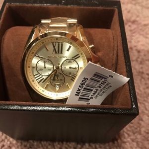 NWT! Michael Kors Gold Bradshaw watch